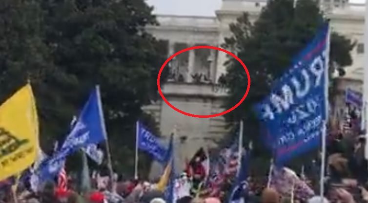 NEW VIDEO: Black-Clad Hoodlums Were First Up the Stairs, First to Smash Windows at US Capitol — But FBI Refuses to Look for Them – Weird, Huh?