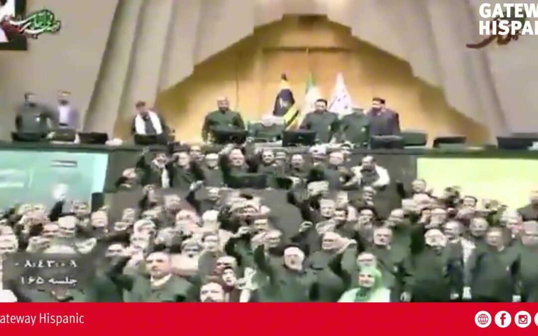 Iranian Lawmakers Chant “Death to America, Death to Israel” (VIDEO)